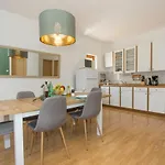 Apartment Maximilian Grebastica