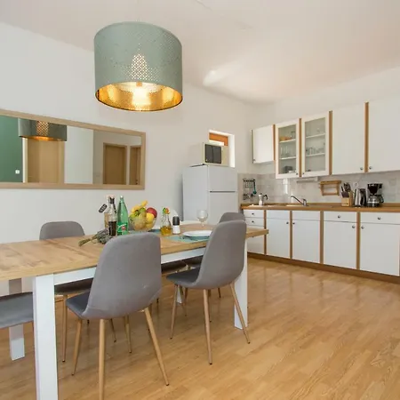 Apartamento Maximilian Grebaštica