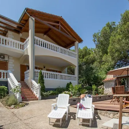 Maximilian Apartamento Grebaštica